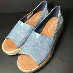 TOMS espadrille platform wedge peep toe shoes